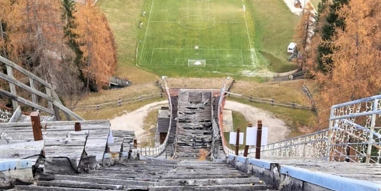 view-of-the-trampolino-photo